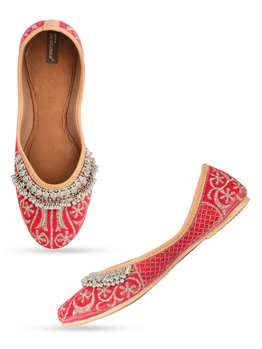 Desi Colour Women Indian Ethnic Footwear-Red Gungroo