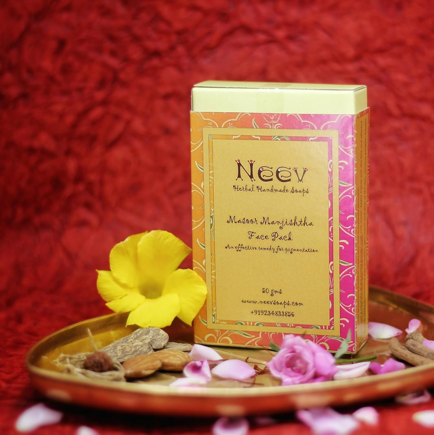 Neev Herbal Handmade Soaps Masoor Manjishtha Face Pack
