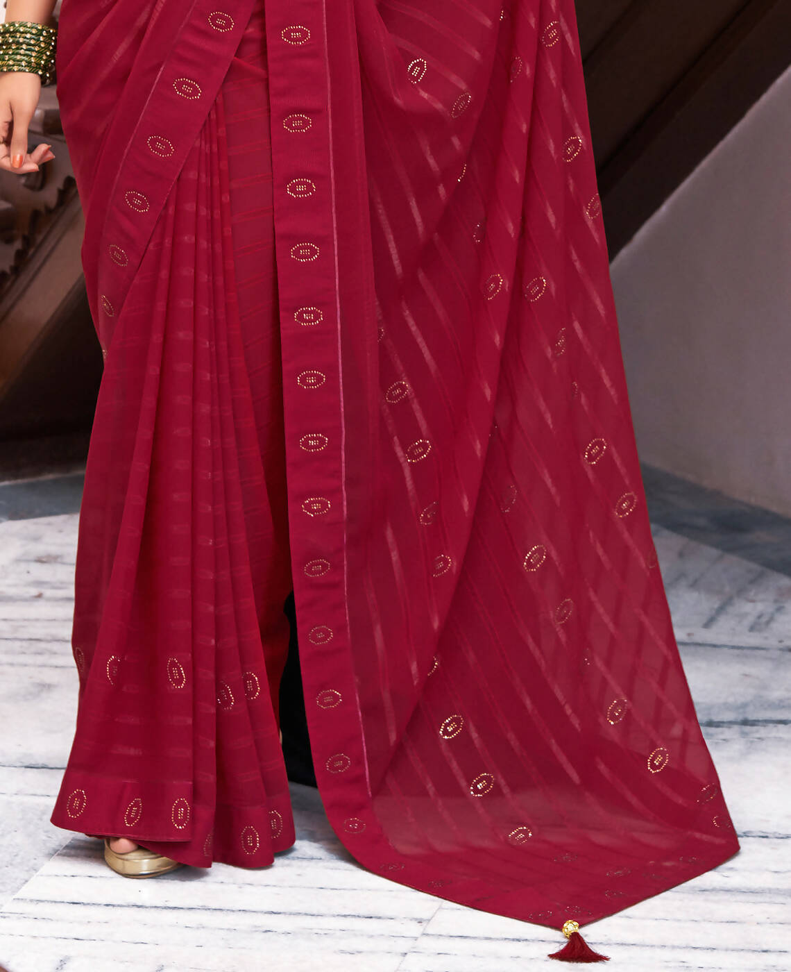Maroon Georgette Swaroski Work Saree With Unstitched Blouse Piece - Juhi