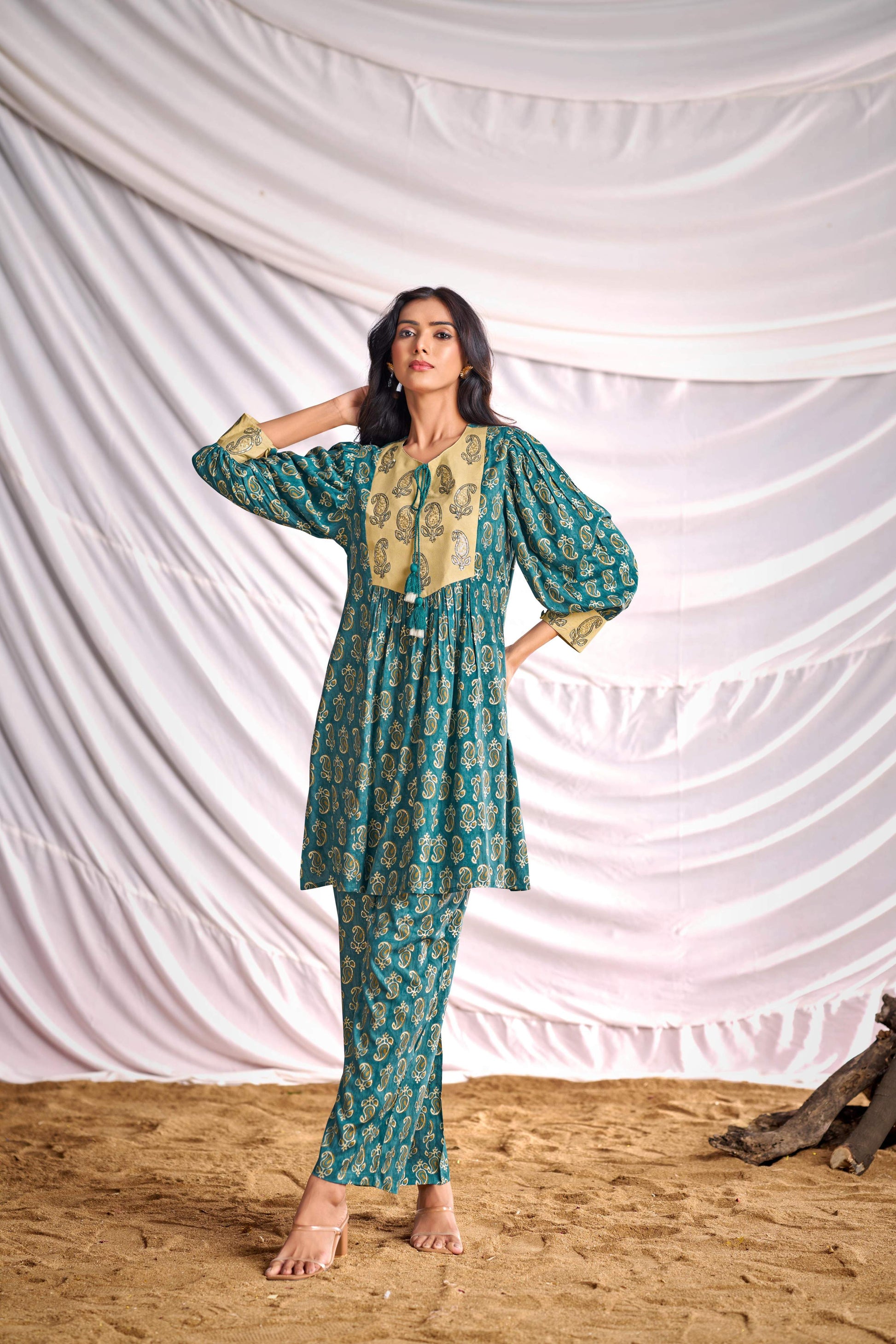 BulBul Women Blue Embroidered Paisley Printed Co-ord Set 