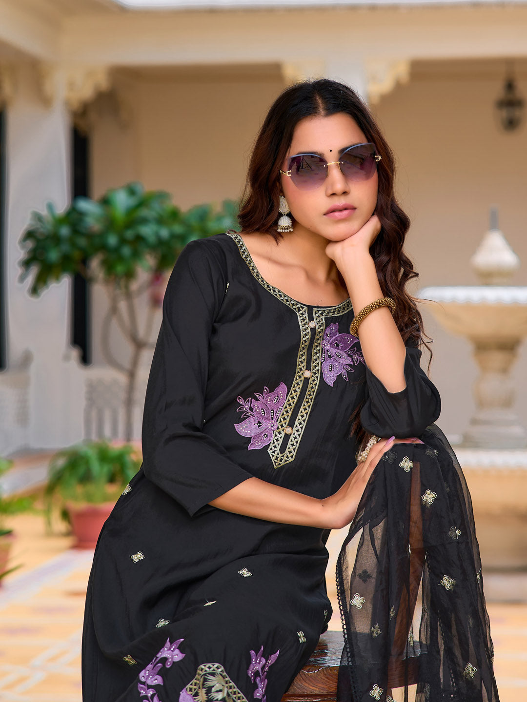 Embroidered Kurta With Pant & Embroidered Organza Dupatta, Black - Hiral Fashion