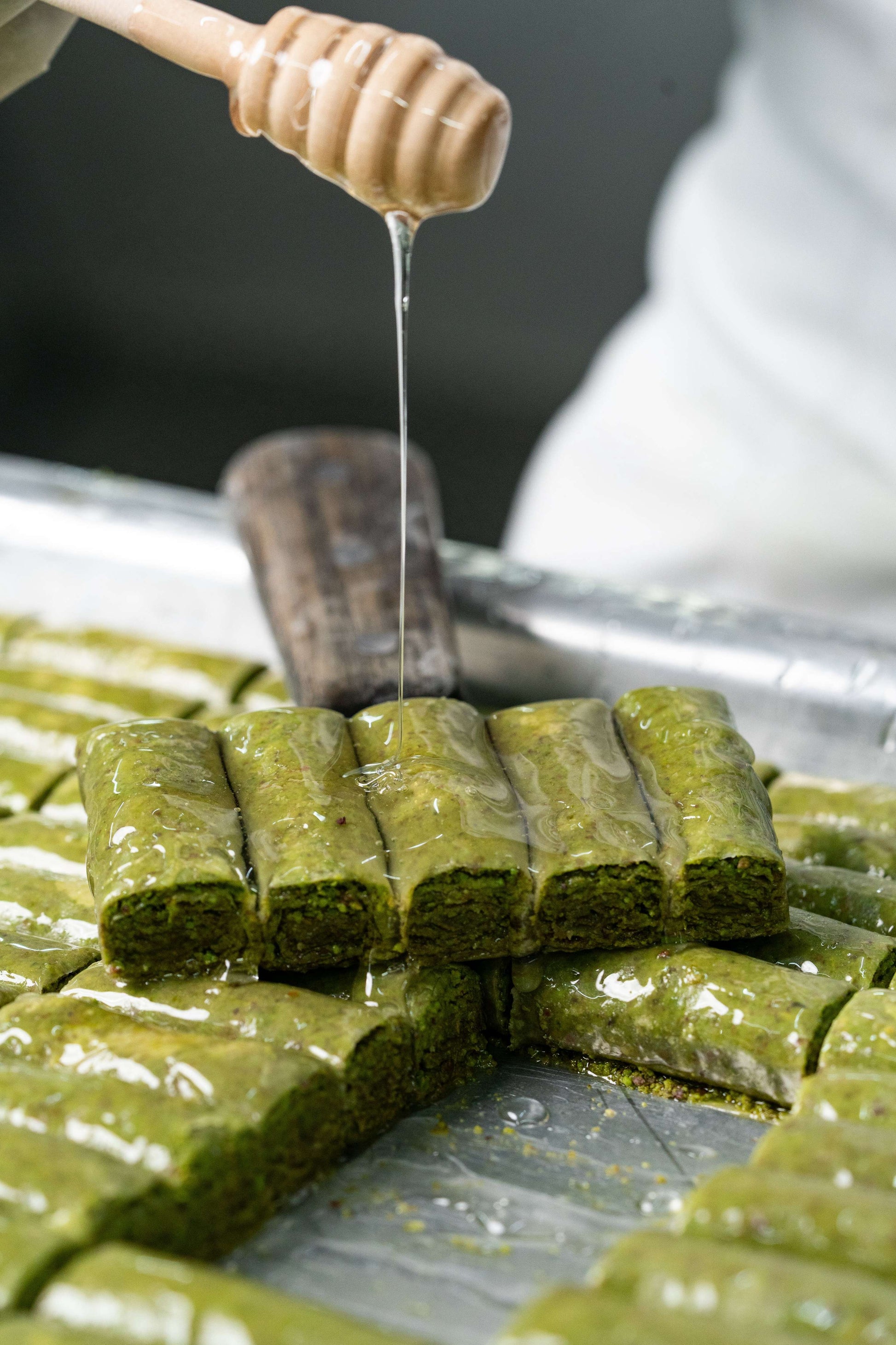 Gourmet Baklava Classic Pista Roll Baklava 