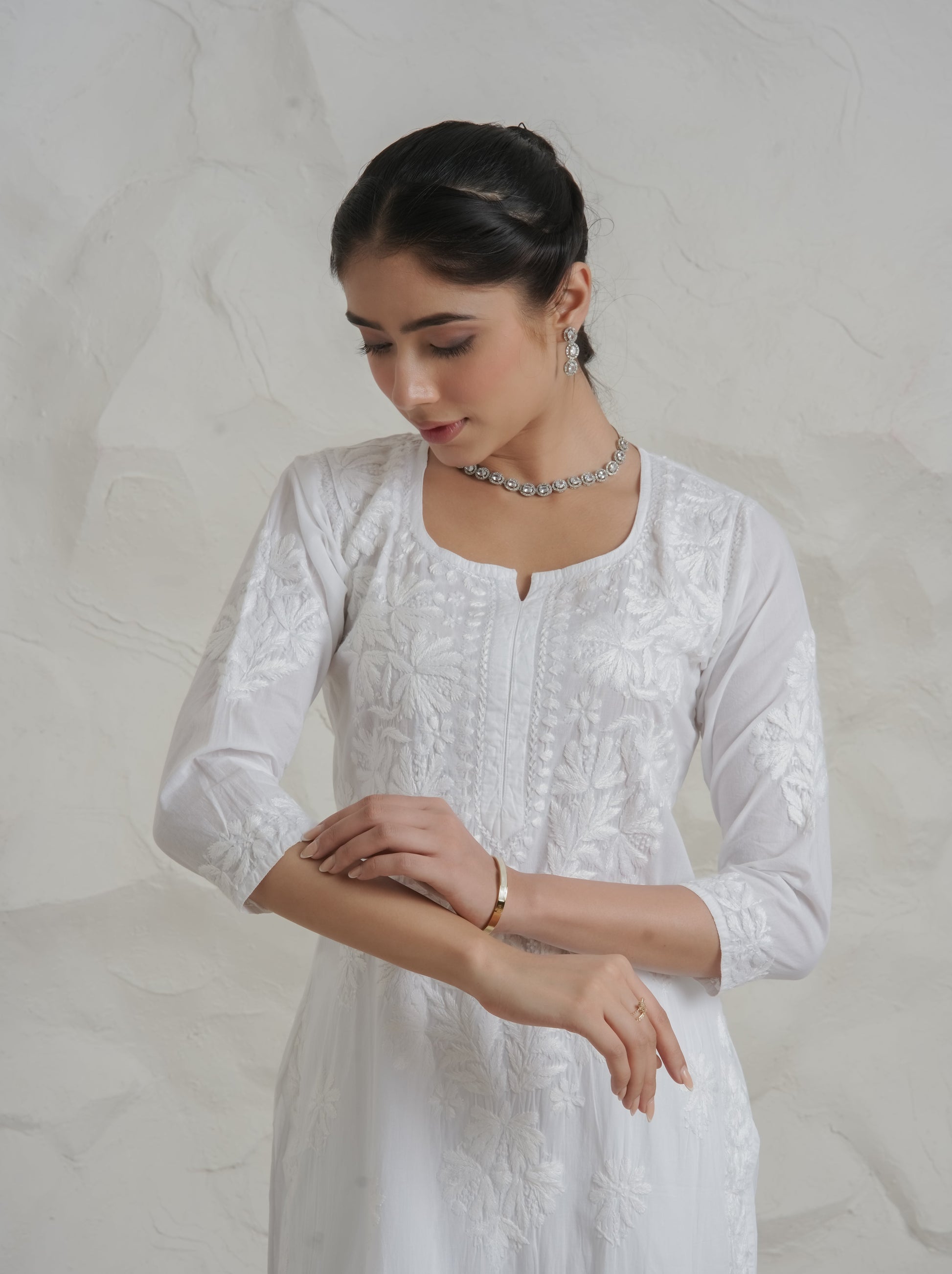 Gharana India Mul Cotton Fine Chikankari Kurta White 