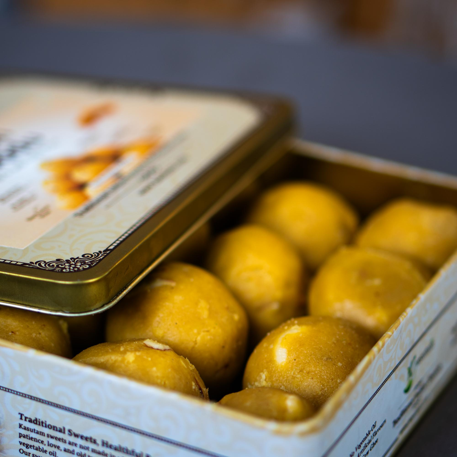 Kasutam Besan Laddu