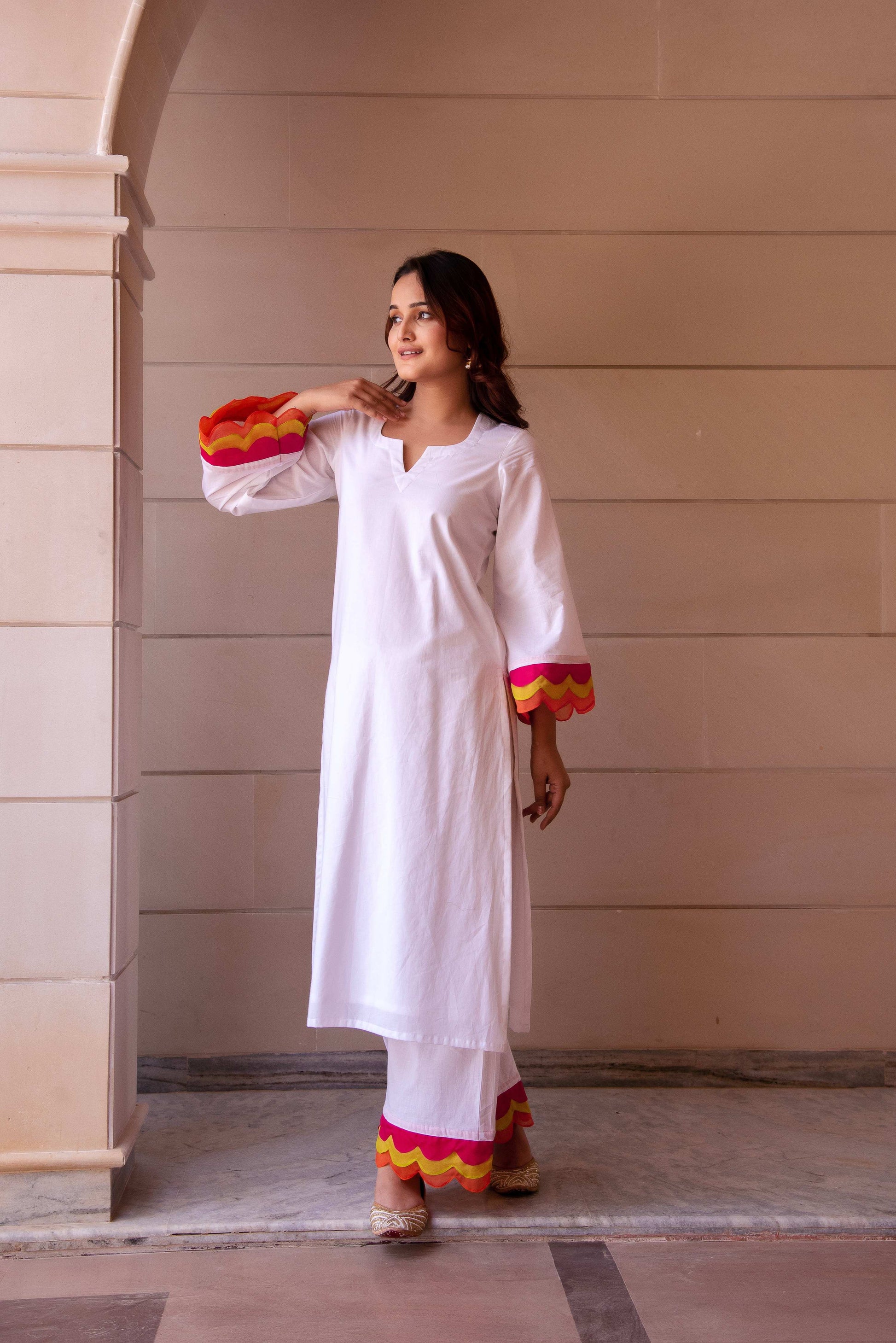 Pomcha Jaipur Kapas Rangbirangi White Co-Ord Set 