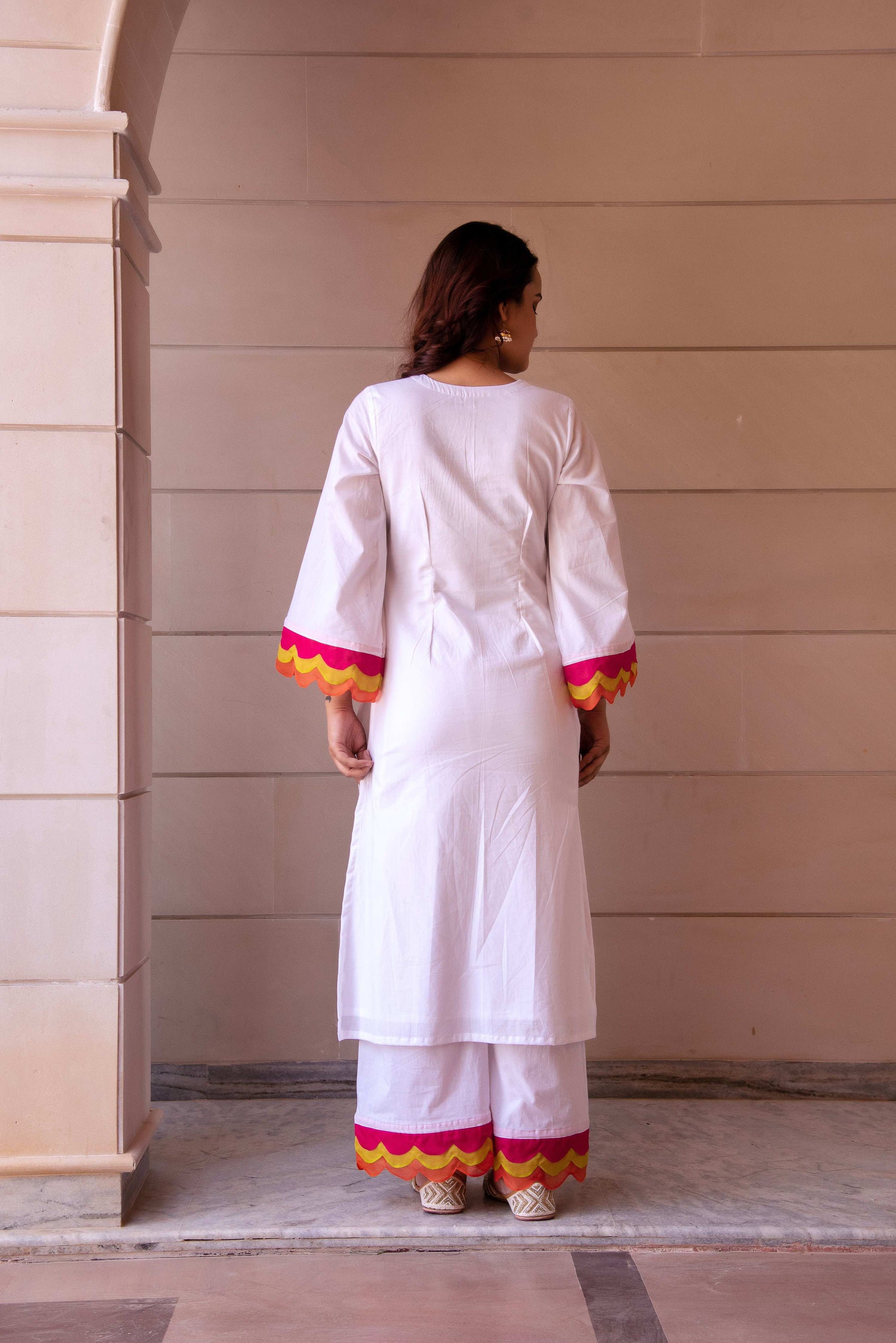 Pomcha Jaipur Kapas Rangbirangi White Co-Ord Set 