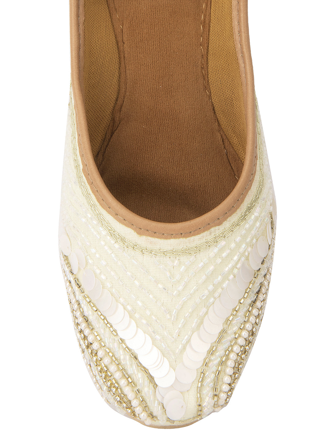 Desi Colour Women Indian Ethnic Footwear-Off White V Pearl