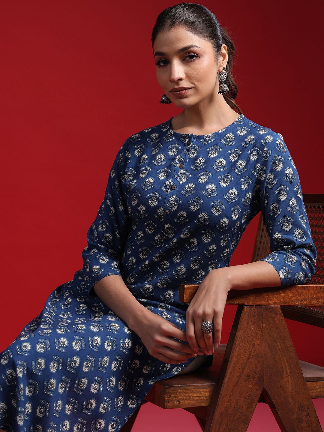 Indo Era Women Geometric Printed Thread Work Kurta