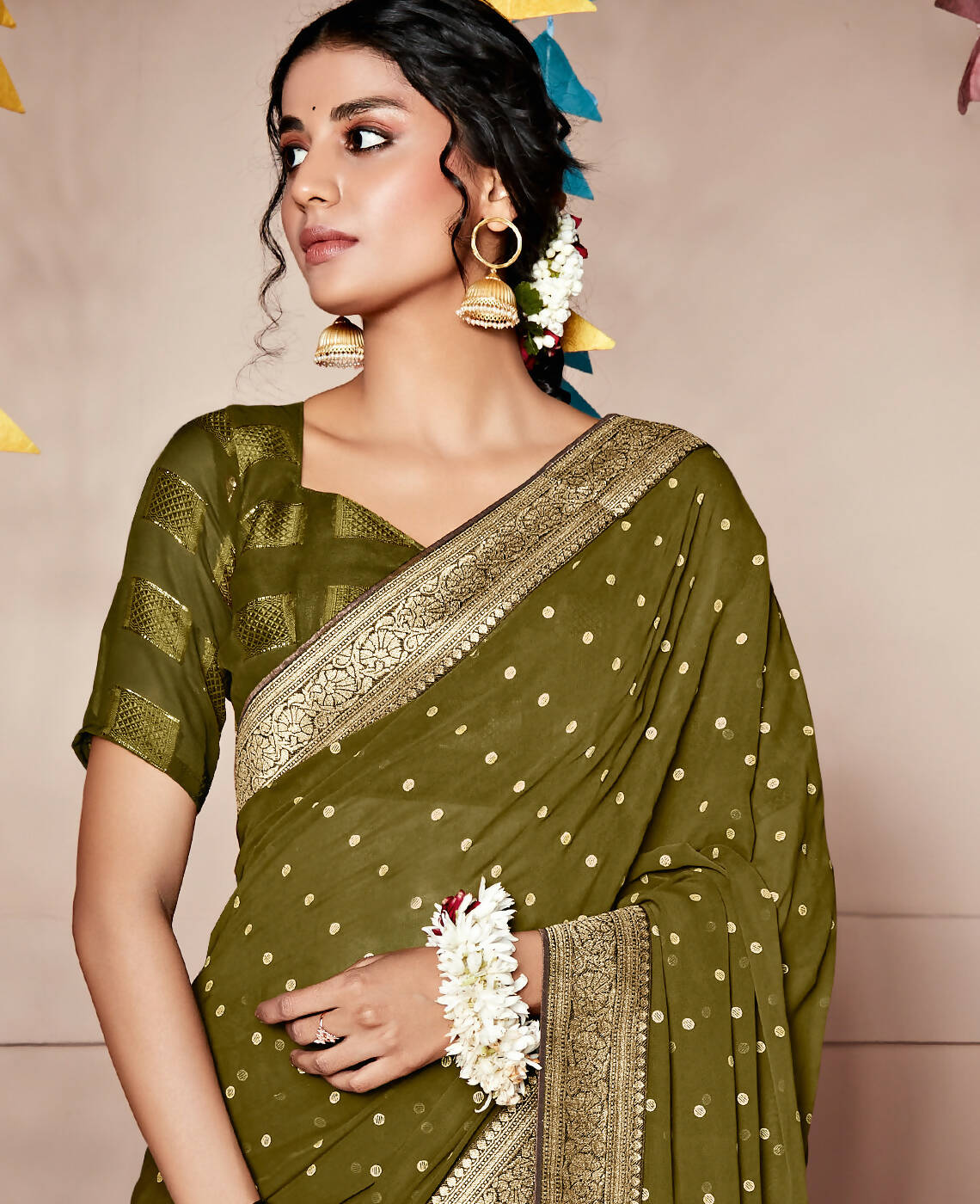 Green Georgette Foil Printed Saree With Unstitched Blouse Piece - Nitya