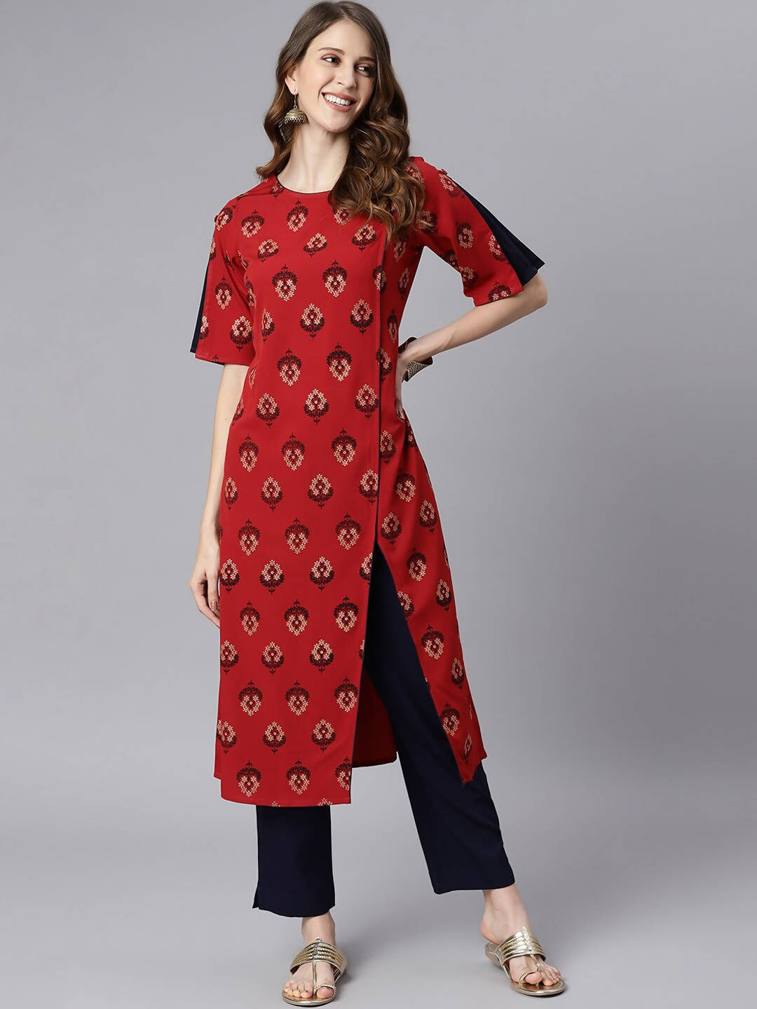 Janasya Women Maroon & Navy Blue Ethnic Motifs Printed Kurta with Trousers