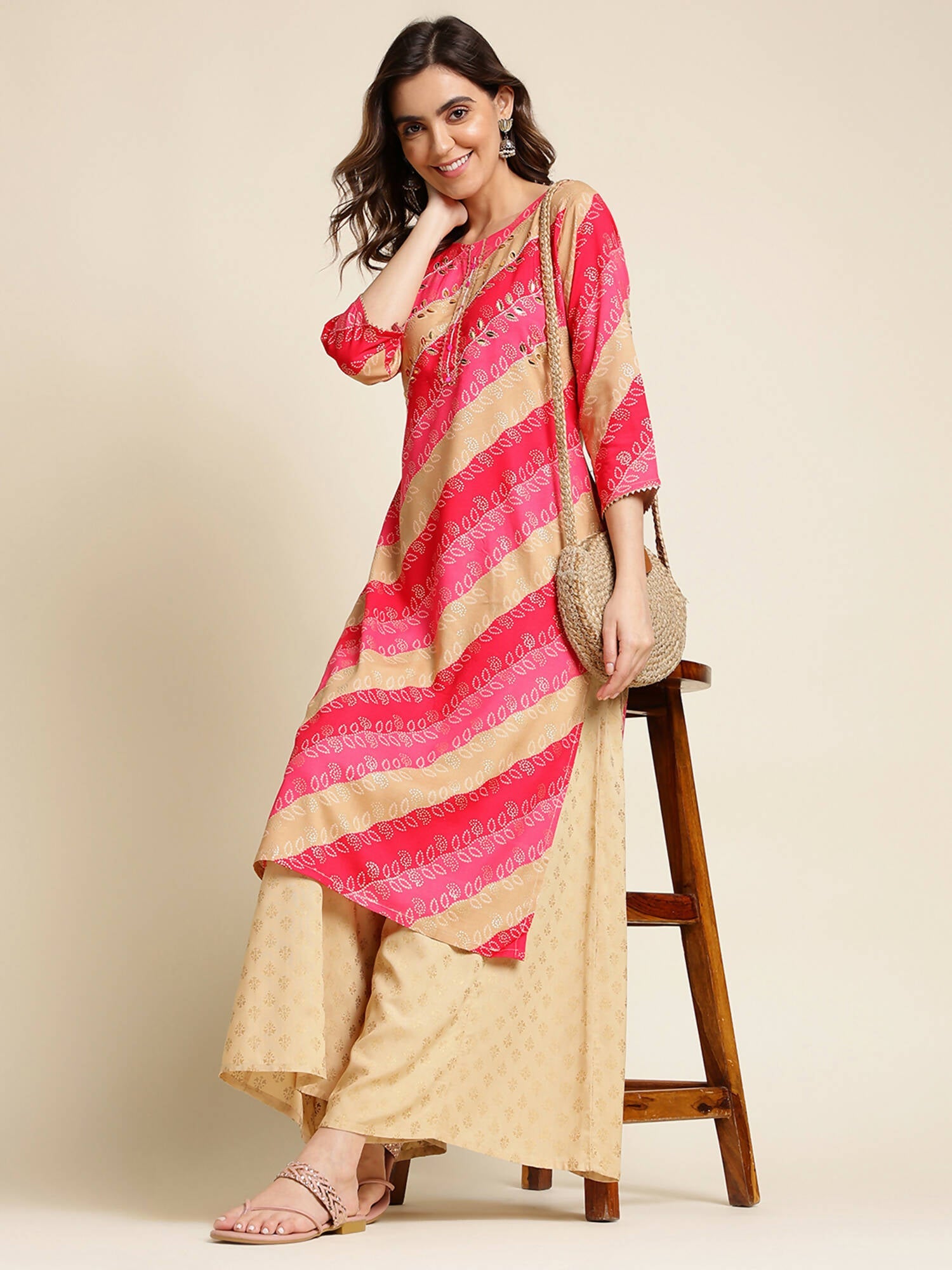 Pink Rayon Floral Printed Straight Fit Kurta - Prasuti