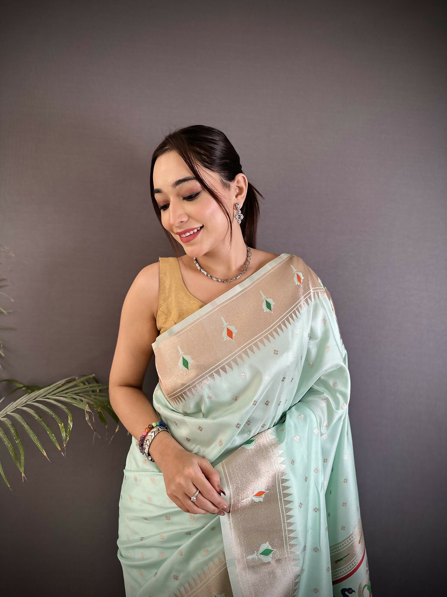 Joban Fashion Sea Green Peacock & Floral Motifs Soft Lichi Silk Kanchipuram Saree