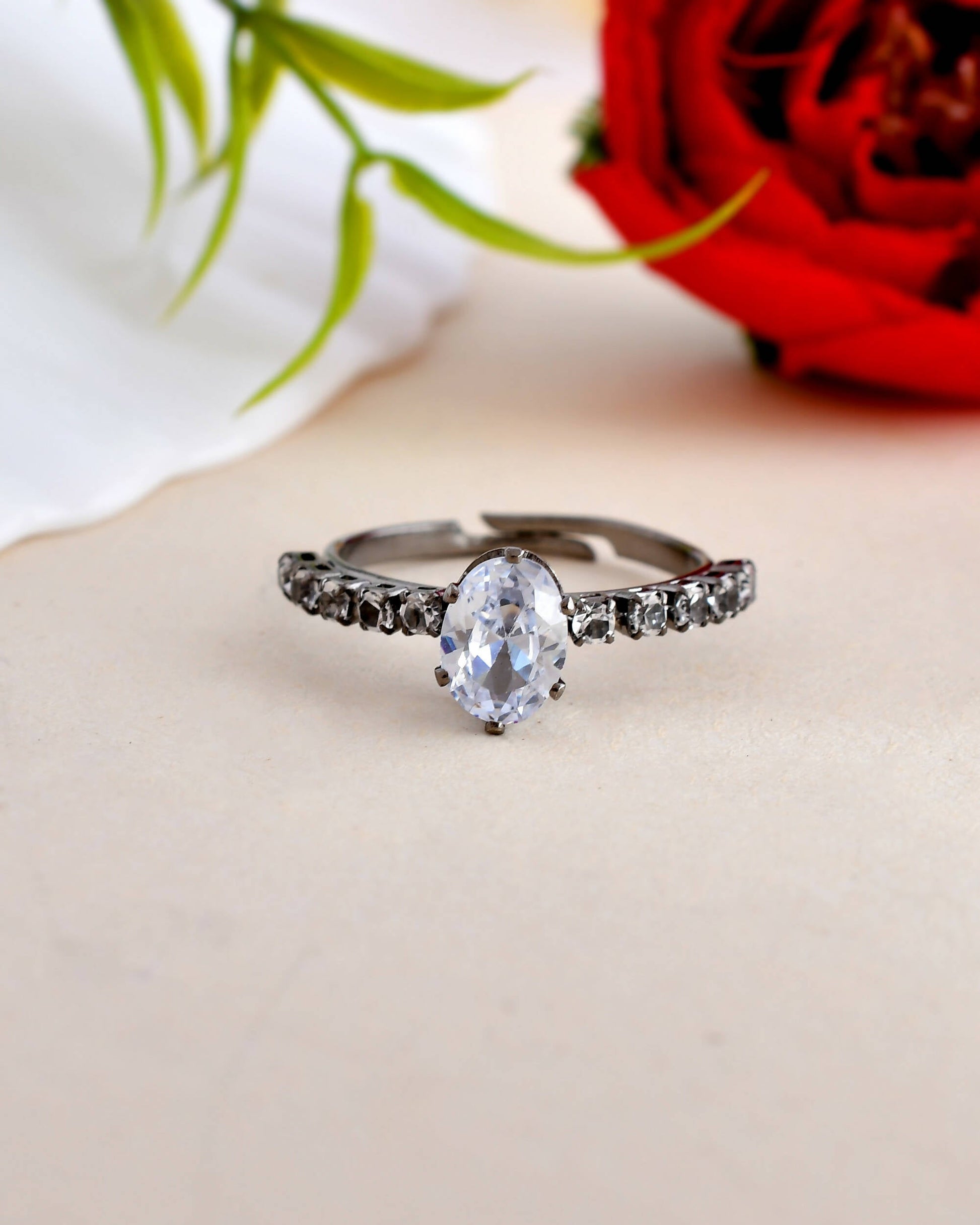 VOJ white CZ-detail Stainless Steel Cubic Zirconia Rhodium Plated Adjustable Finger Ring 