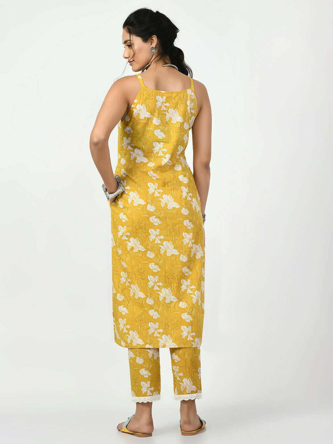 Myshka Women's Yellow Printed Kurta With Trouser