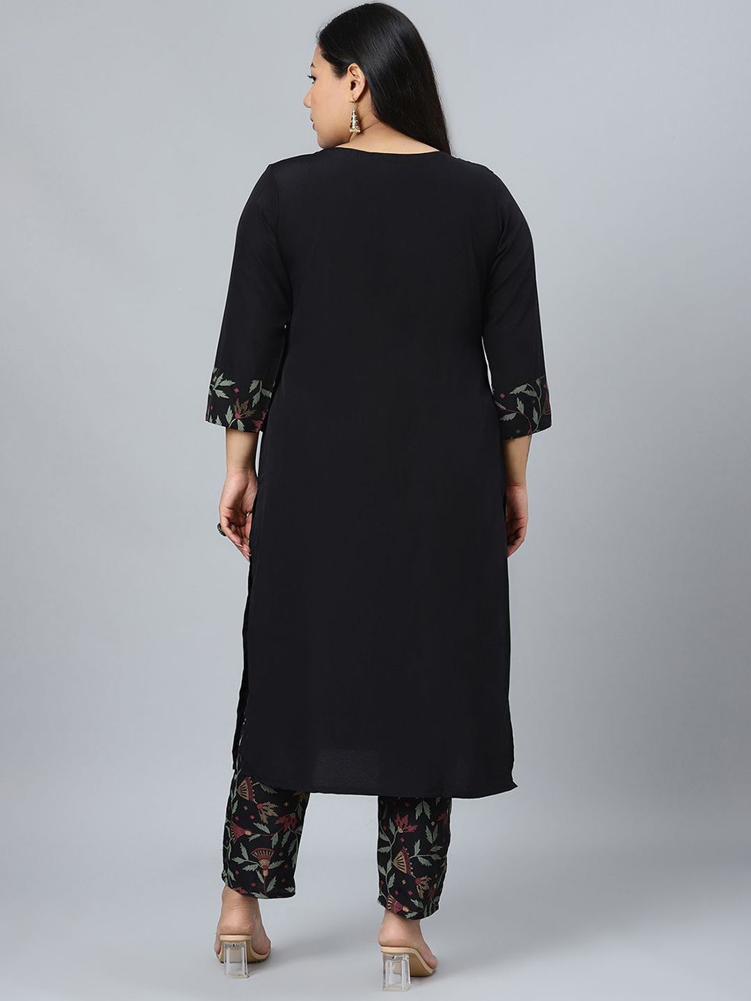Sztori Plus Size Floral Printed Straight Kurta With Trouser