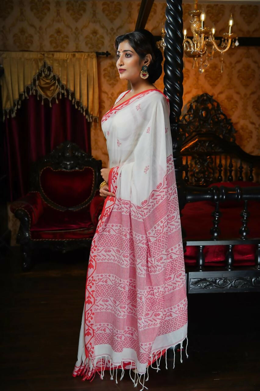 Exclusive Collection Beautiful Musrise White Pure Cotton Hand Weaving Handloom Grab2Buy With Running Blouse Piece 