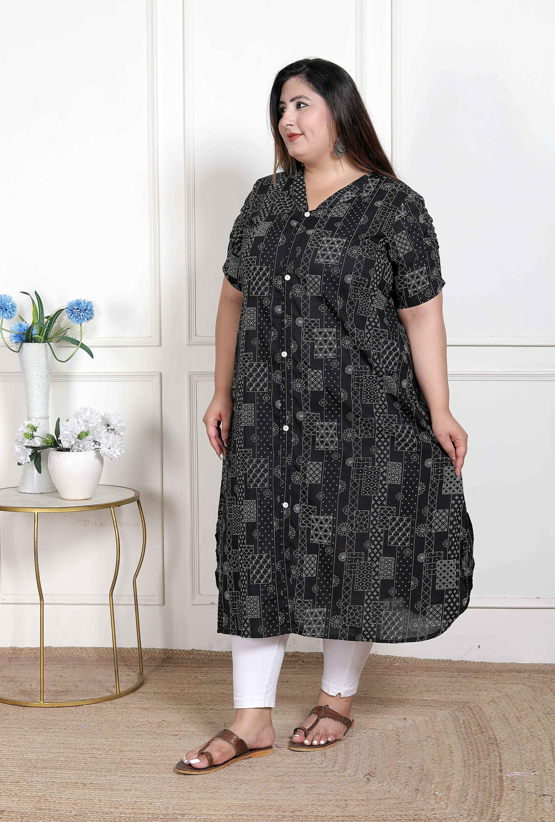 Miravan Women's Plus Size Pure Cotton Black Floral Printed Front Button A-Line Kurta 