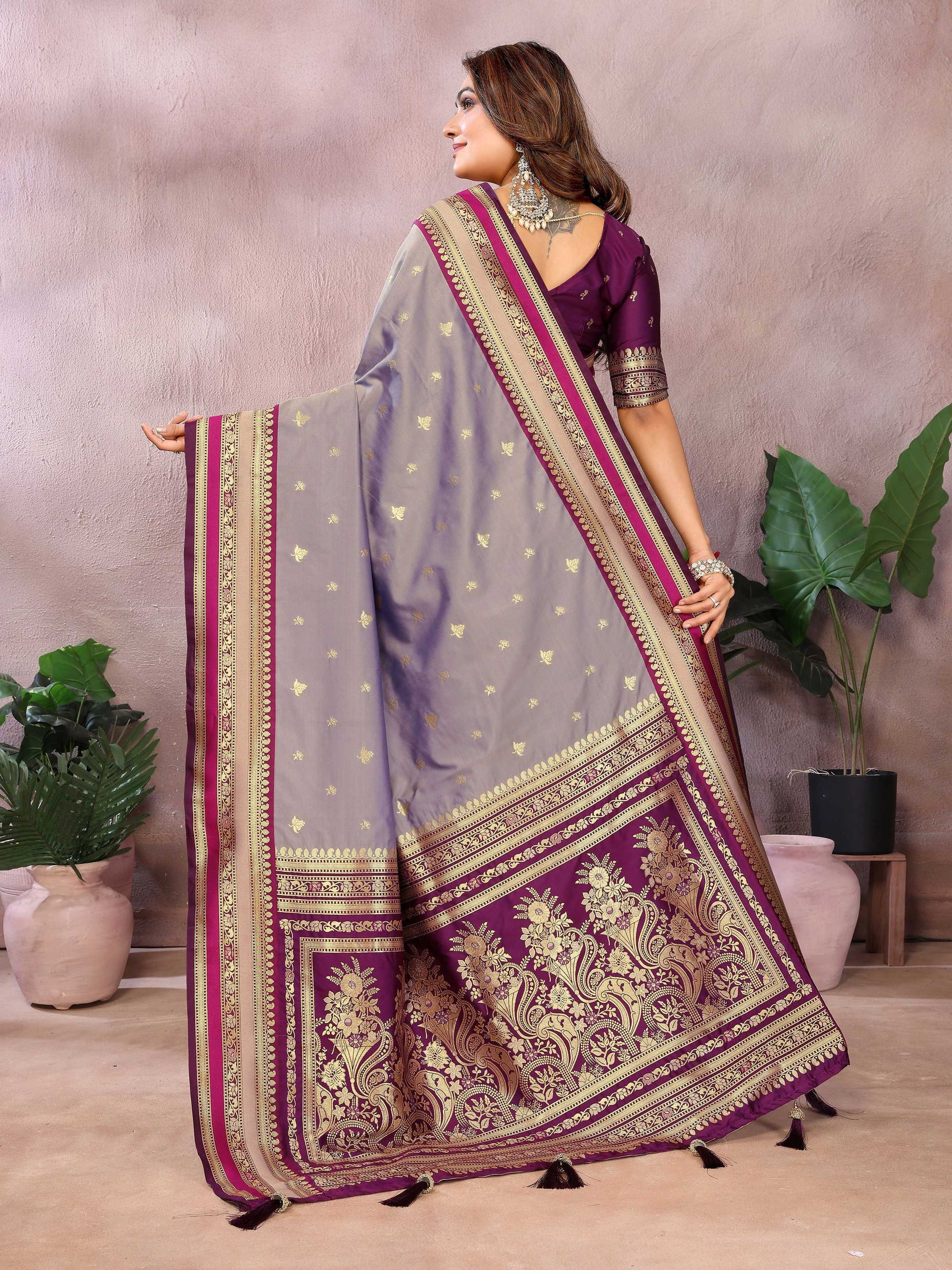 Aastha Fashion Grey Kalamkari Silk Weaving Saree