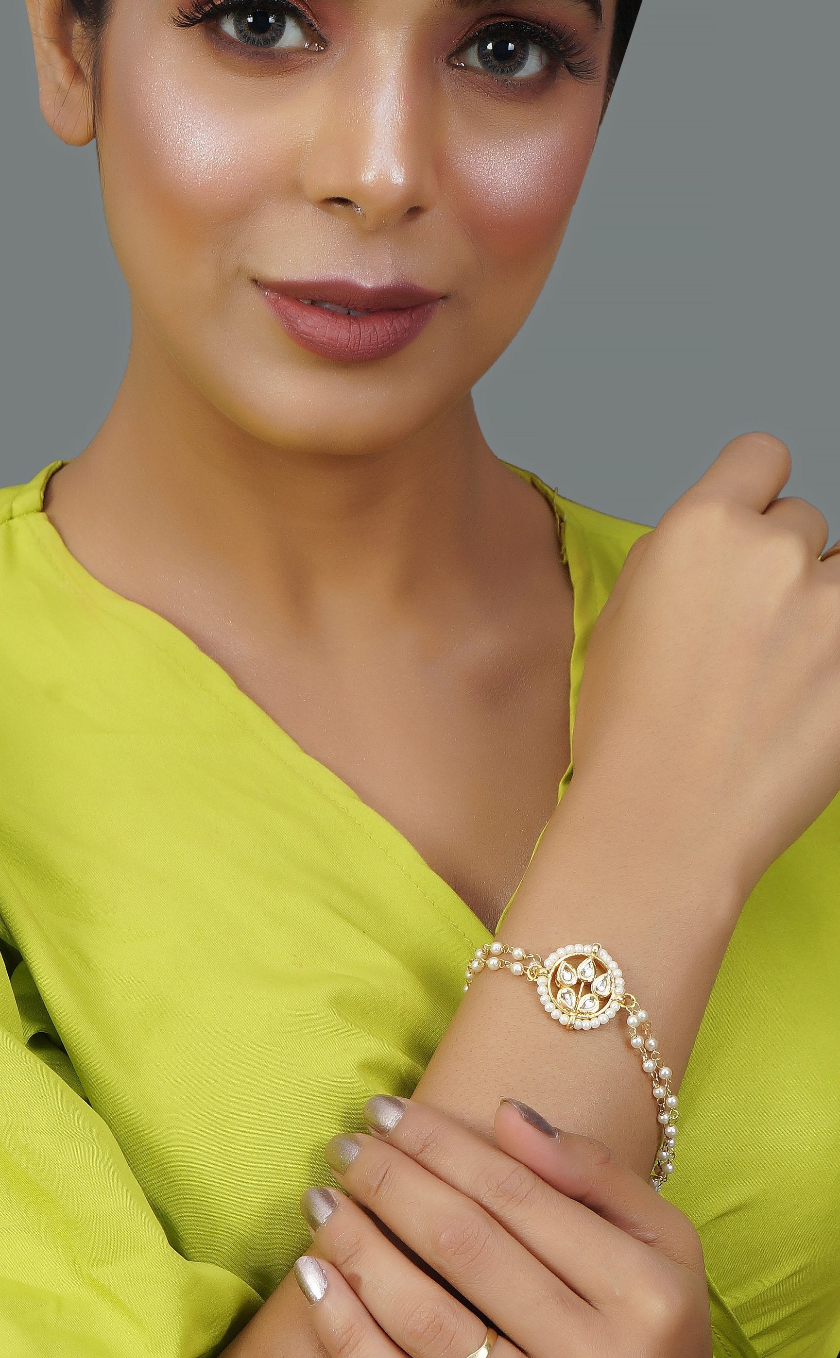 Peryl Women's Green White Gold Tone Kundan Bracelet 