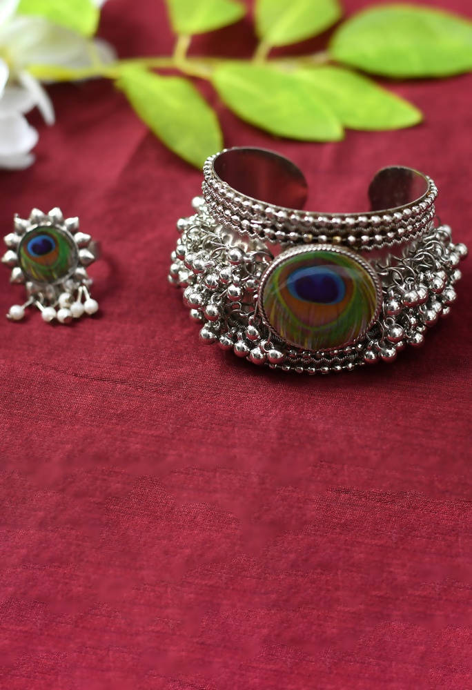 Mominos Fashion Kamal Johar Ghungroo Handcraft Cuff Bracelet 