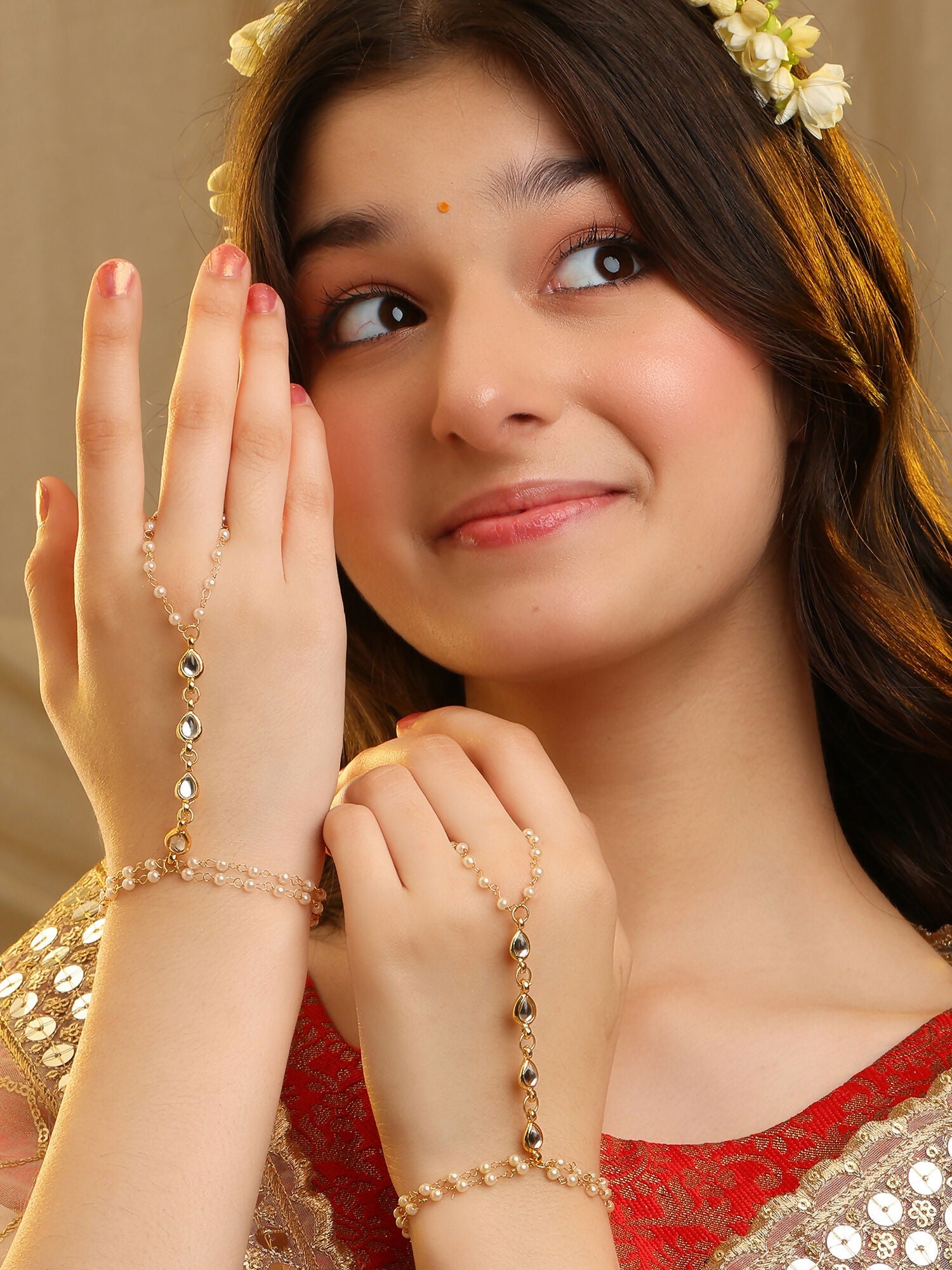 Ruby Raang Kundan And Pearl Haath Phool