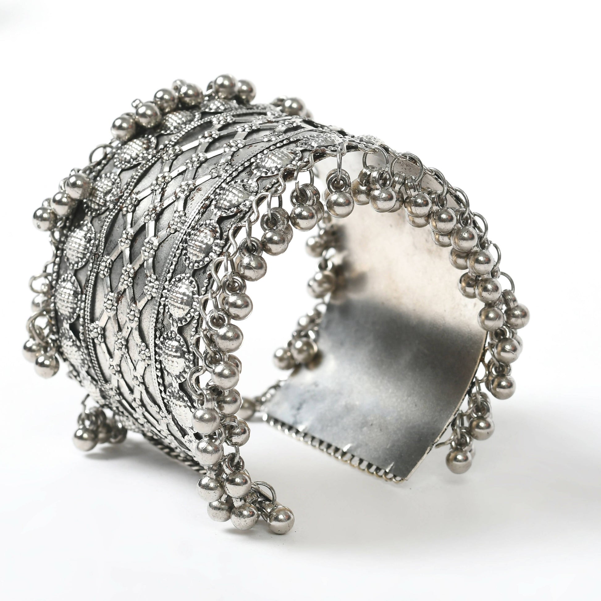 Mominos Fashion Joharkamal Oxidised Silver-Plated Ghungroo Handcraft Bracelet - Design 023 