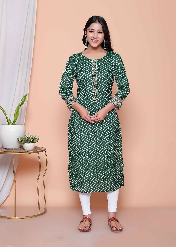 Miravan Womens Green Zigzag Print Embroidery Rayon Straight Kurta