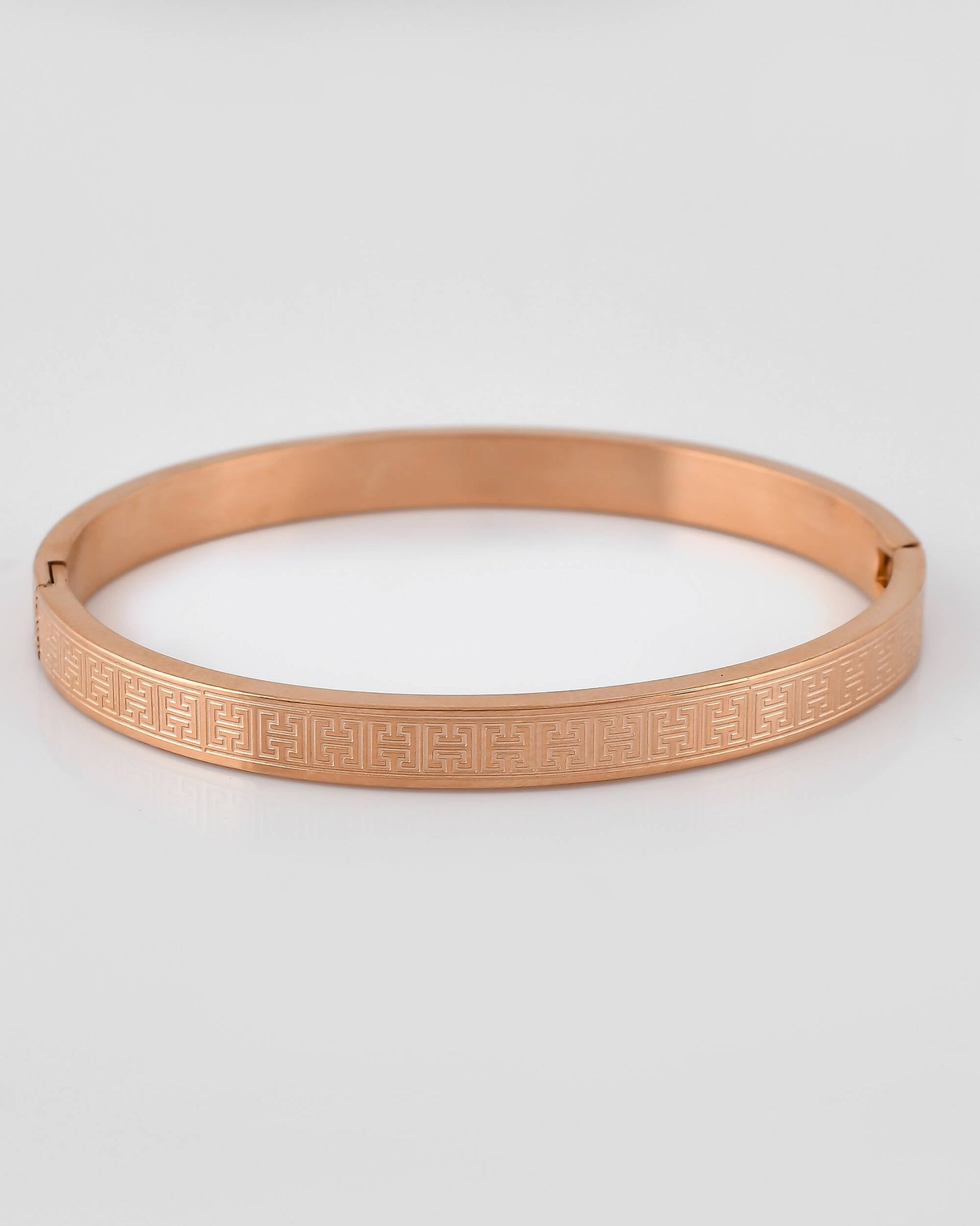 VOJ Stainless Steel Gold-Polished Bracelet