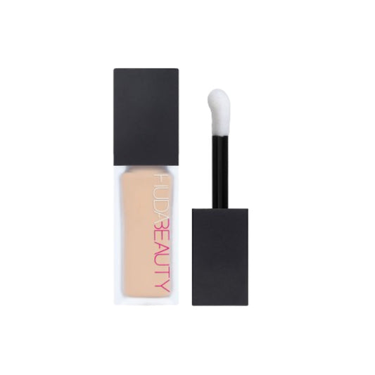 Huda Beauty Faux Filter Concealer - Meringue | Swadesiicart