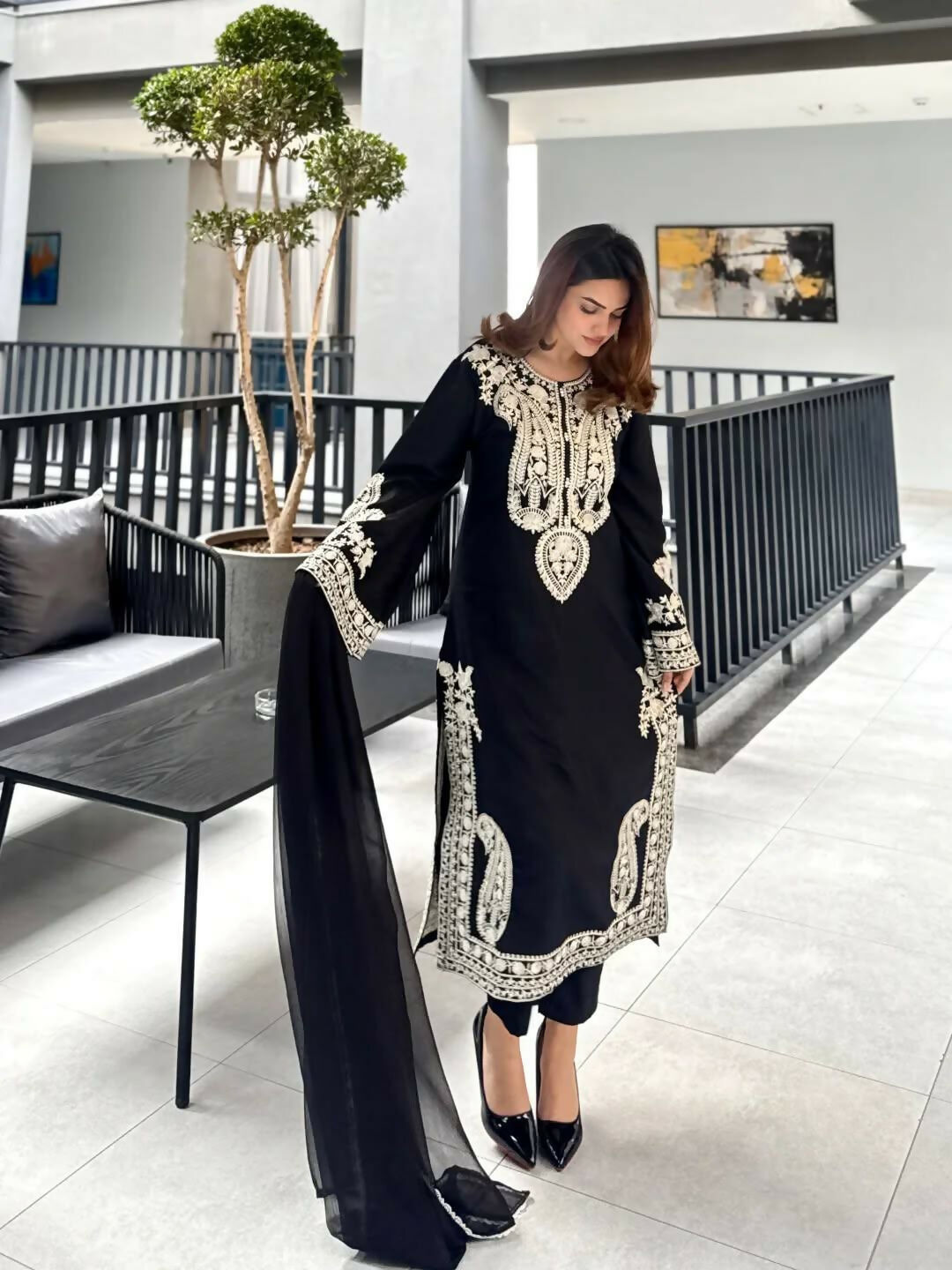 Teeya Creation Womenes New Trendy Heavy Embroidery Work Kurta Palazzo Set - Black