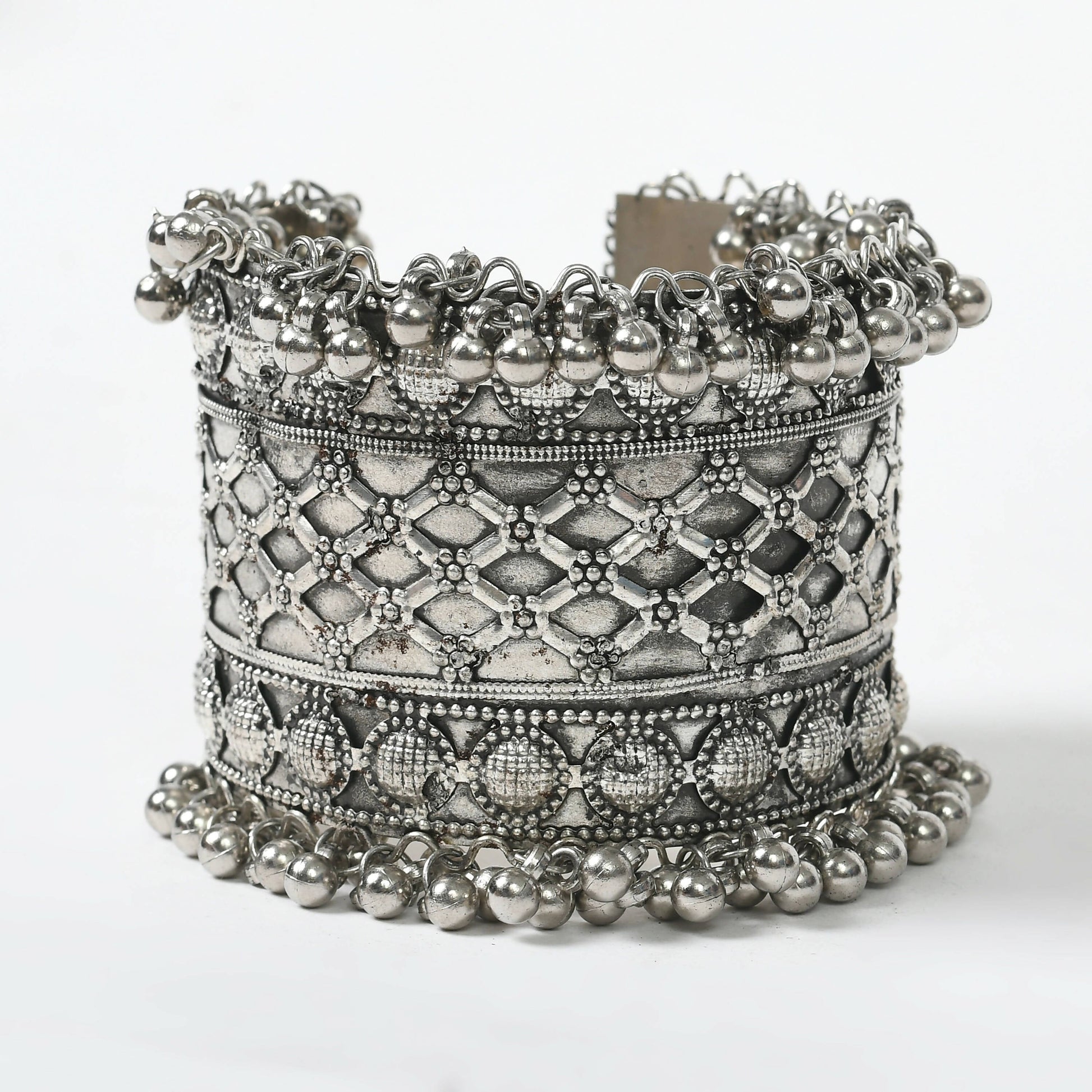 Mominos Fashion Joharkamal Oxidised Silver-Plated Ghungroo Handcraft Bracelet - Design 023 
