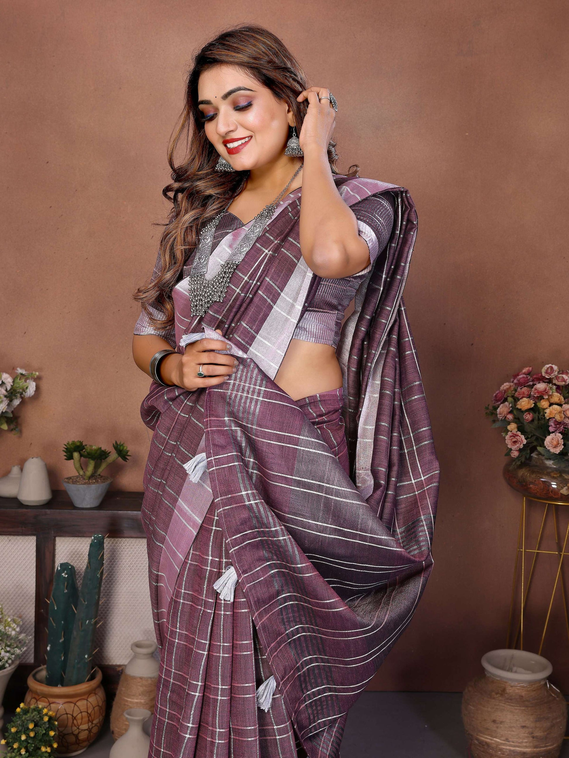 Aastha Fashion Lavender Linen Weaving Saree