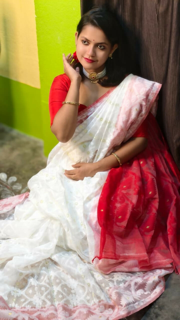 Exclusive Collection White Red White Red Jamdani Grab2Buy 