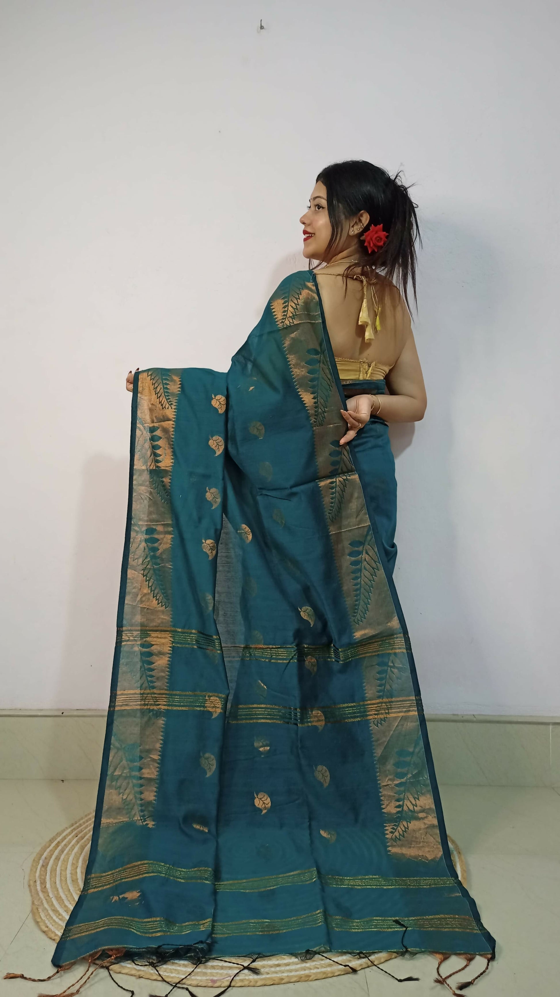 Exclusive Collection Beautiful Purssion Green Cotton Silk Woven Handloom Grab2Buy With Running Blouse Piece 