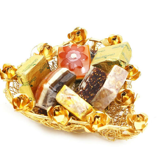 Ghasitaram Mesh Heart Tray Of Assorted Bites 