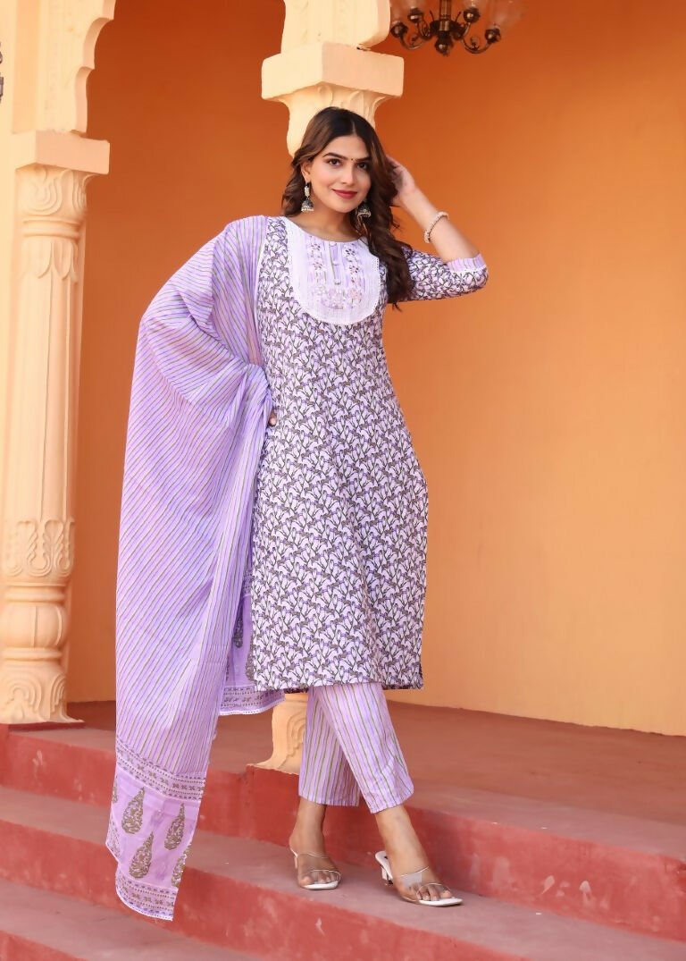 Alvano Printed Straight Kurti with Pant and Dupatta Set for Womens's and Girls Rayon