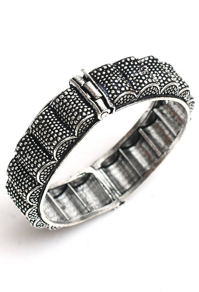Mominos Fashion Kamal Johar Oxidised Silver Bangles Set 