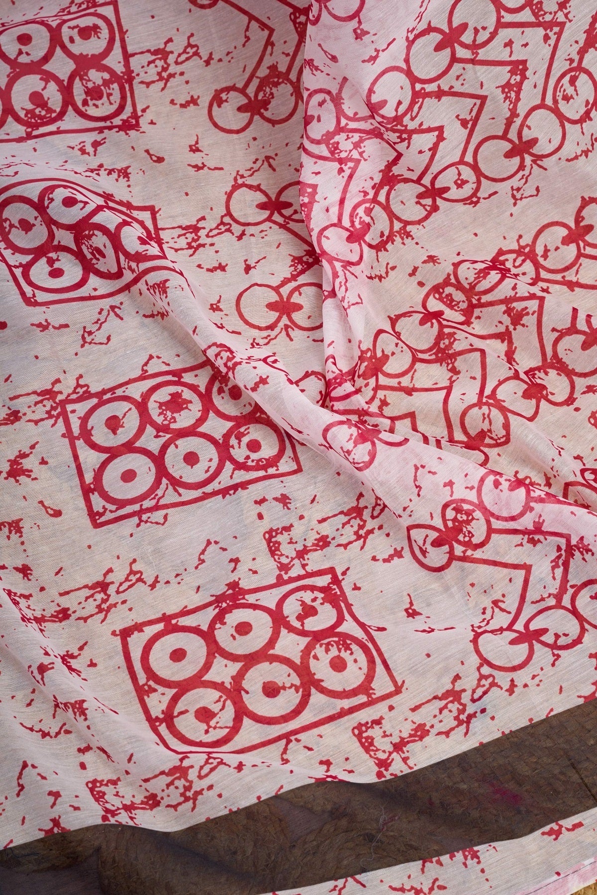 Dwija Fashion White Party Wear Printed Linen Ready To Wear Saree With Unstitched Blouse