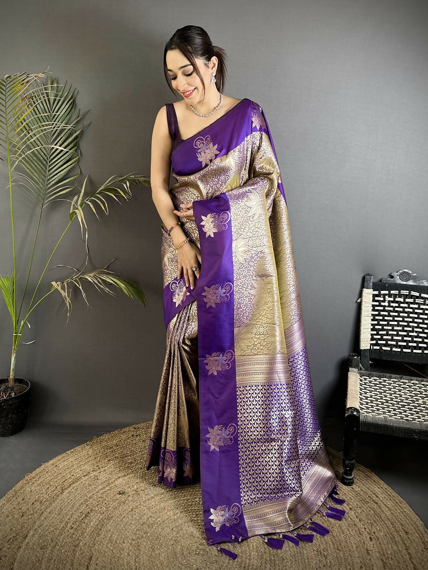 Joban Fashion Purple Intricate Zari Weaving Soft Silk Dharmavaram Saree