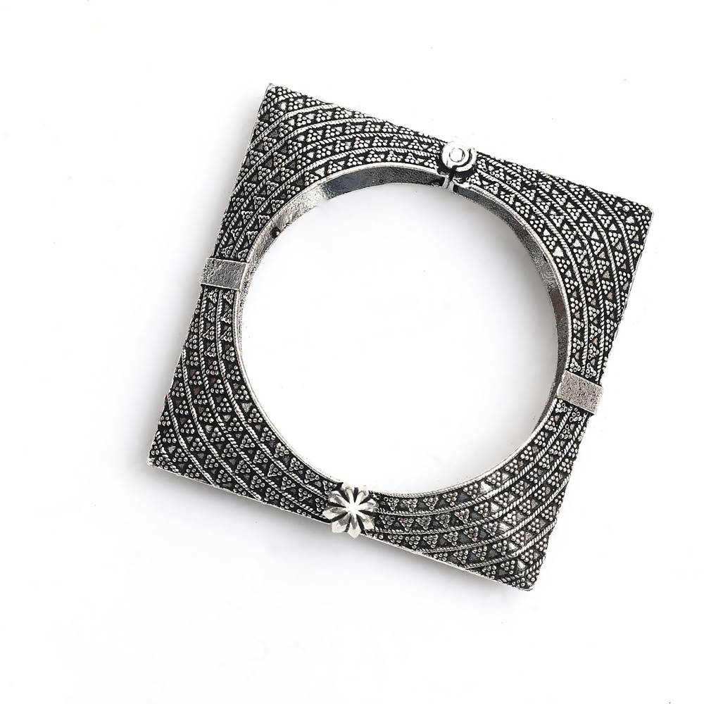Mominos Fashion Kamal Johar Oxidised German Silver-Plated Handcraft Bracelet