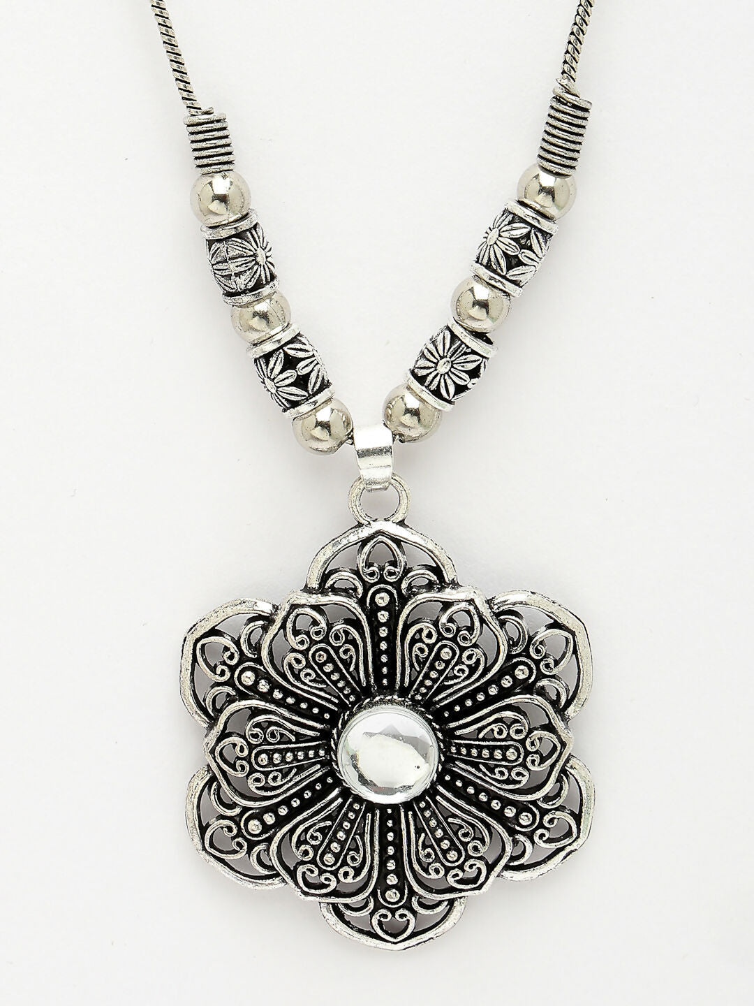 NVR Women's Silver-Toned Floral Shape Pendant with Chain 