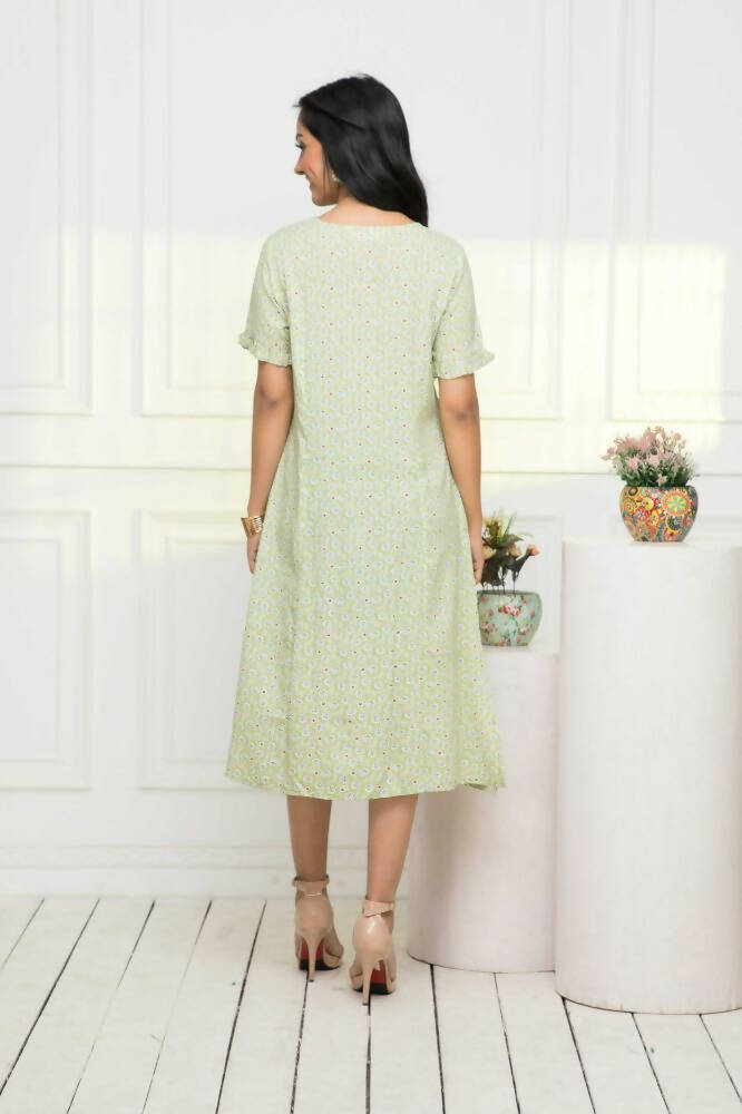 Myshka Women Ethnic Motifs Rayon A-Line V-Neck Green Dress