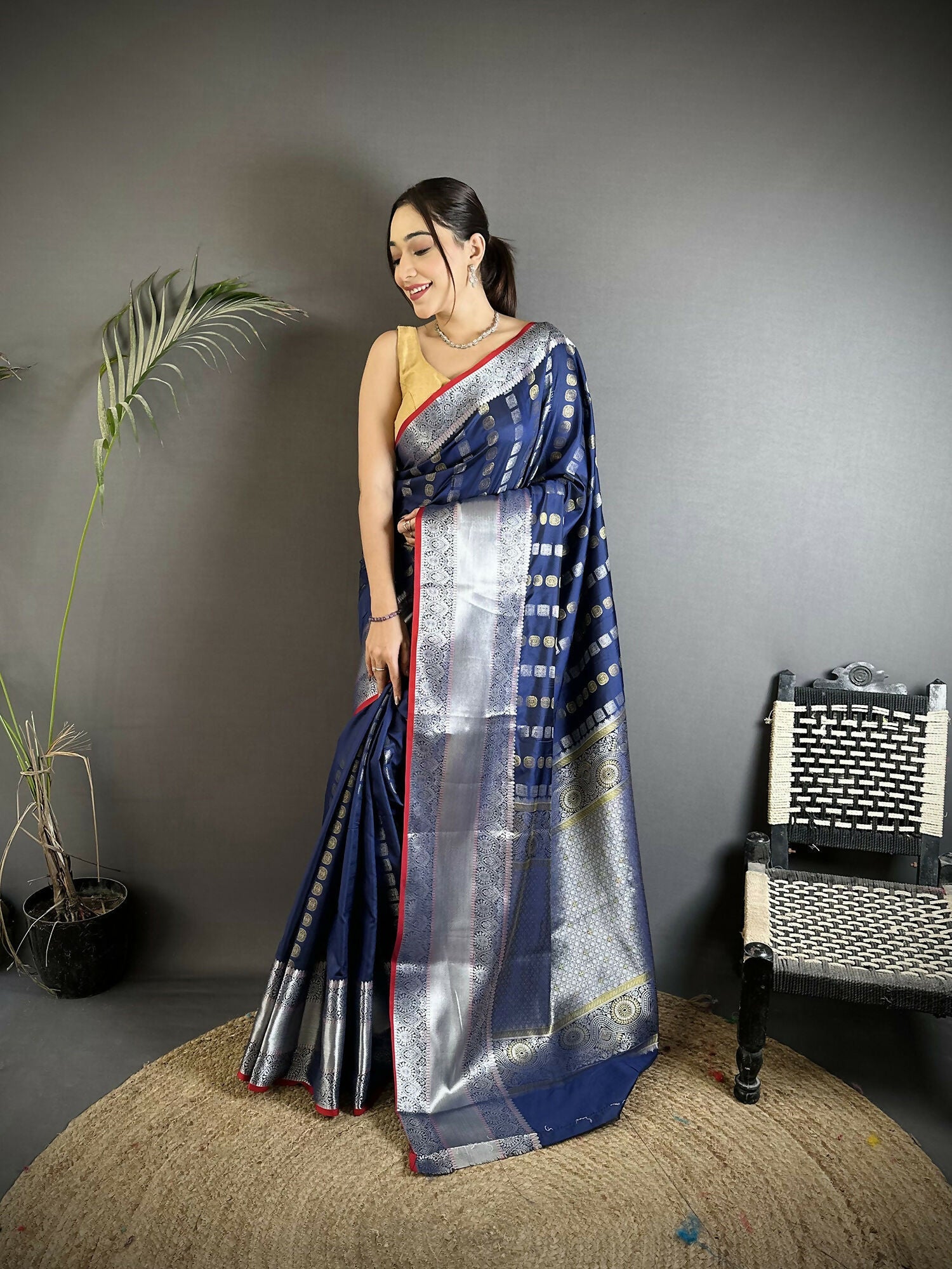 Joban Fashion Navy Blue Checked Soft Silk Kanjivaram Silk Saree