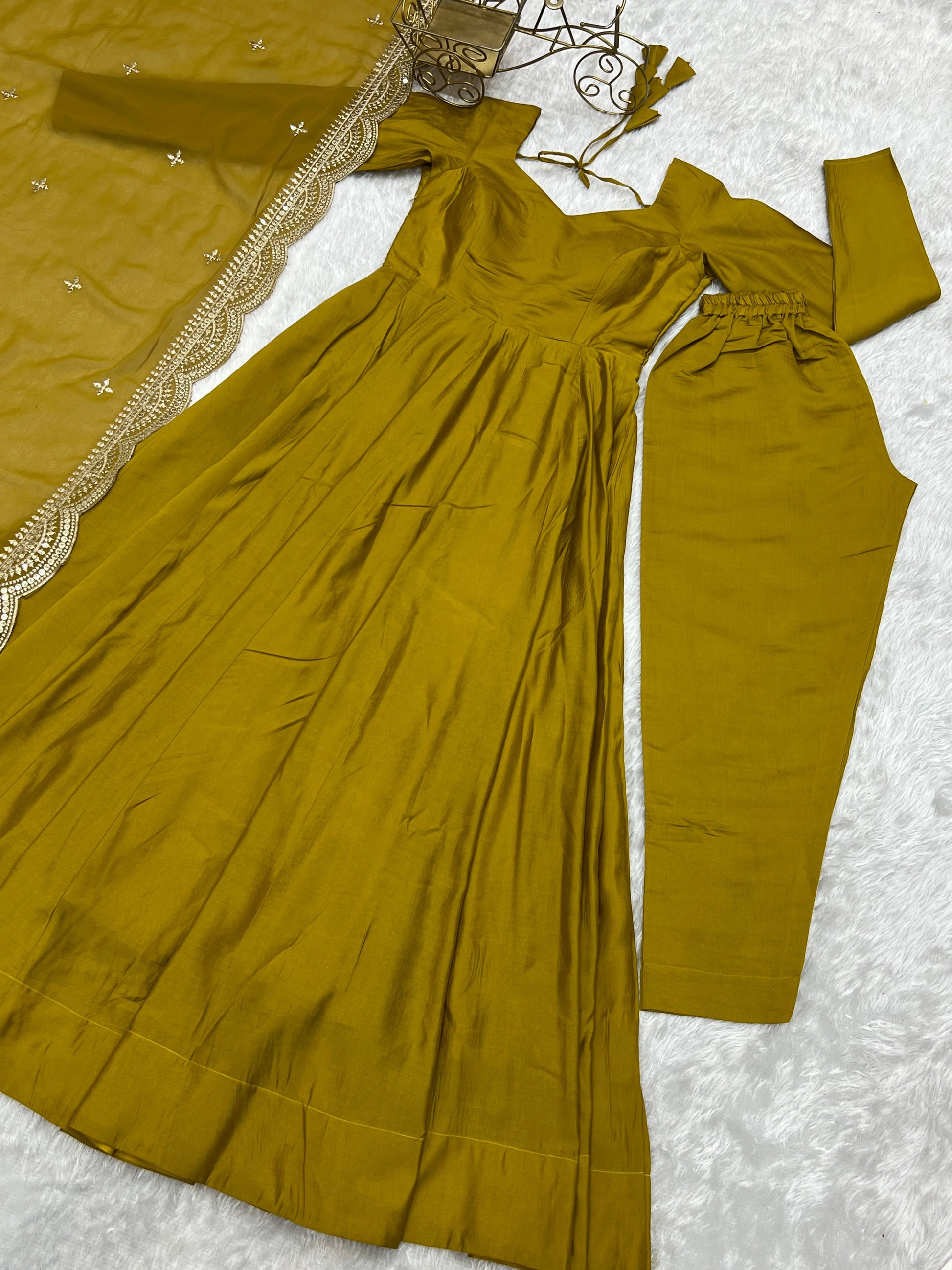 Lorenvalley Fashion Yellow Pure Roman Silk Chanderi Fabric Fully Flared Anarkali Pant With Dupatta Set - Yellow 