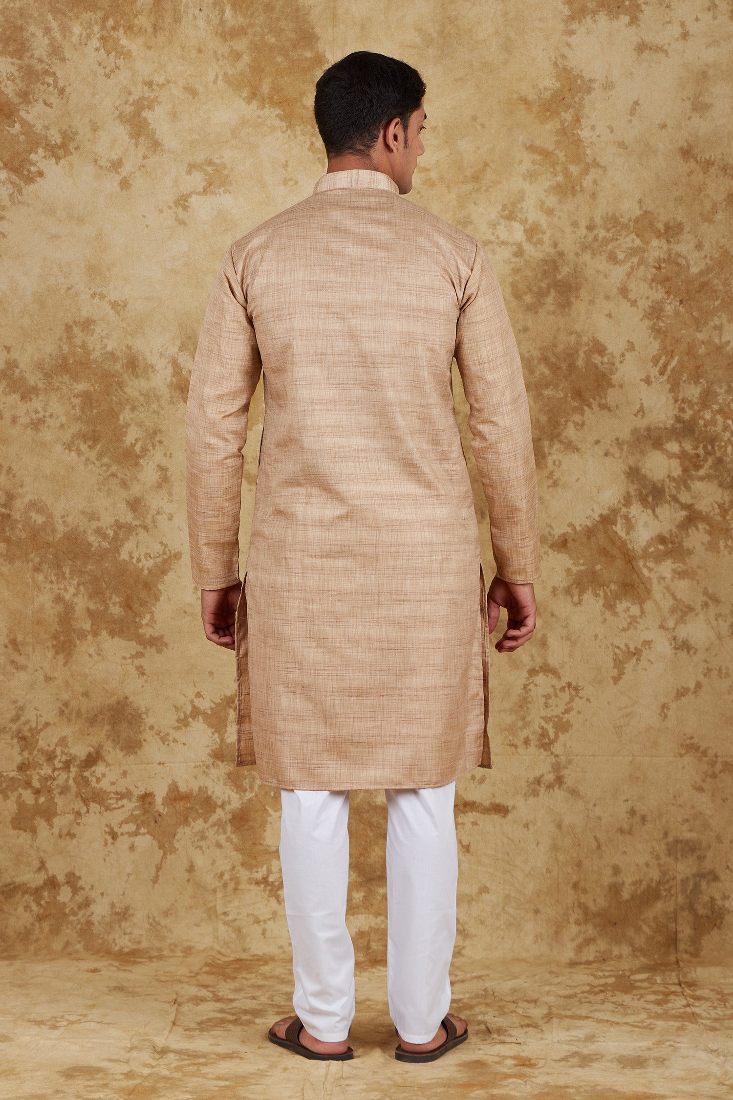 Bluesaanchi Men's Dark Cream Textured Kurta Set | Swadesiicart
