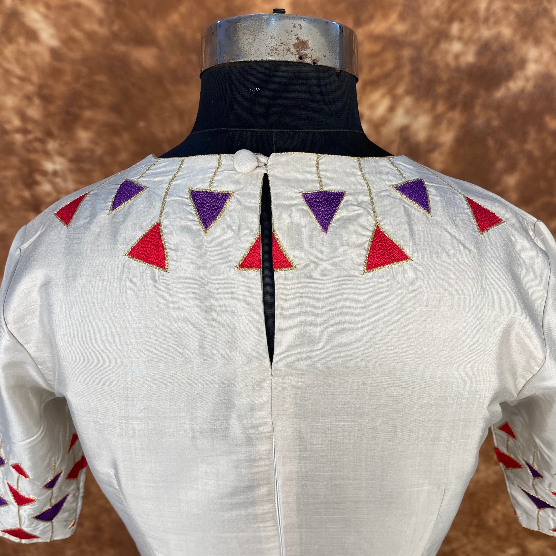 Silk Triangle Cream Coloured Silk Ready to Wear Blouse - kapda Tailor 