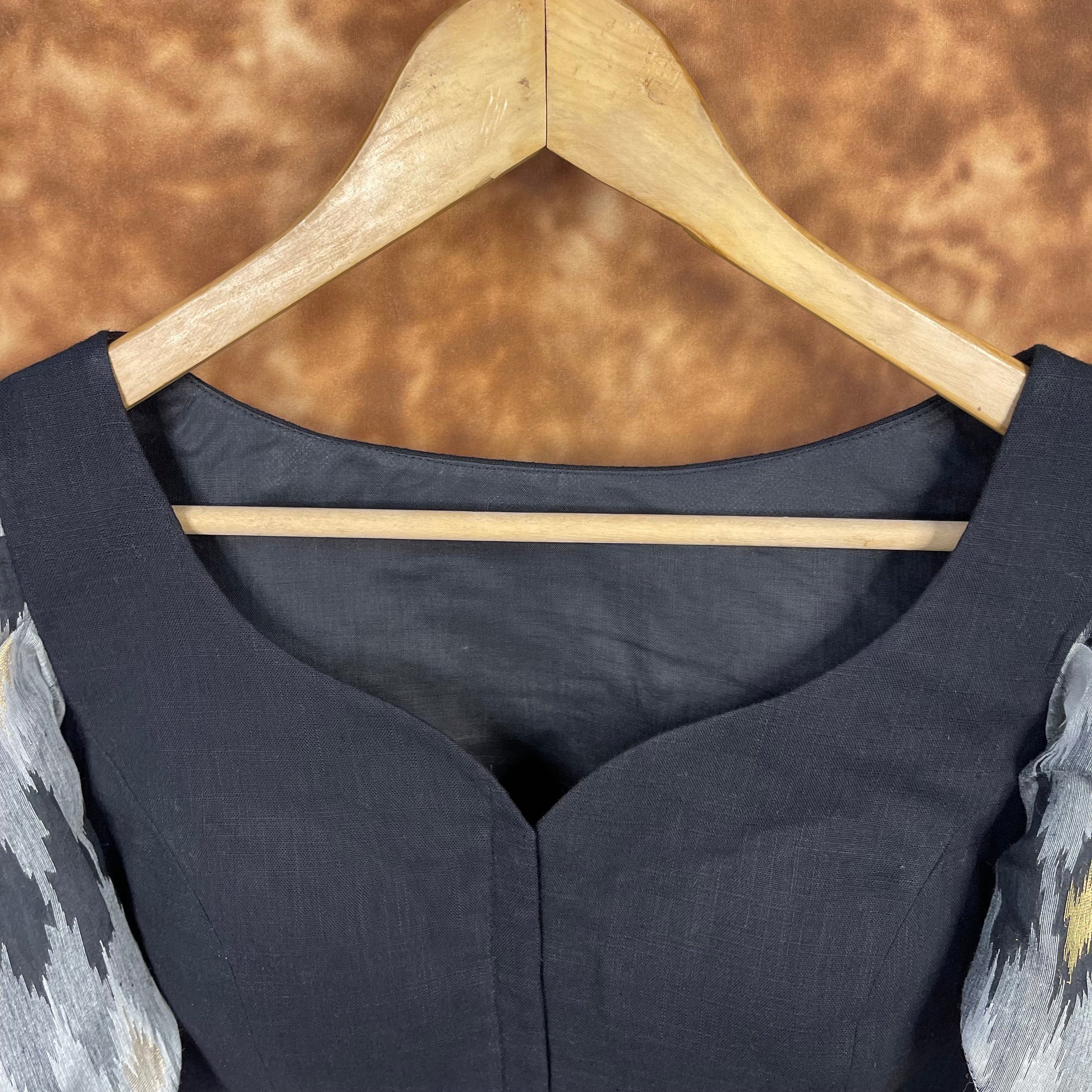 Aurora Black Black Coloured Cotton / Chanderi Ready to Wear Blouse - kapda Tailor 