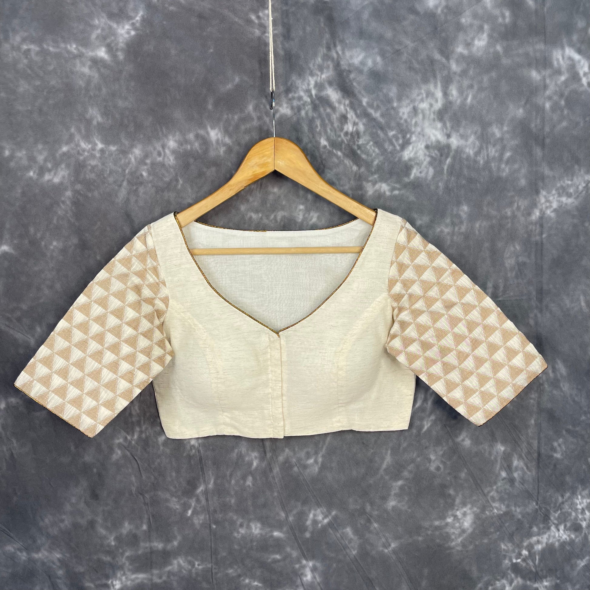 Barf Ki Saugat Cream Coloured Chanderi Cotton & Chanderi Broket Ready to Wear Blouse - kapda Tailor 