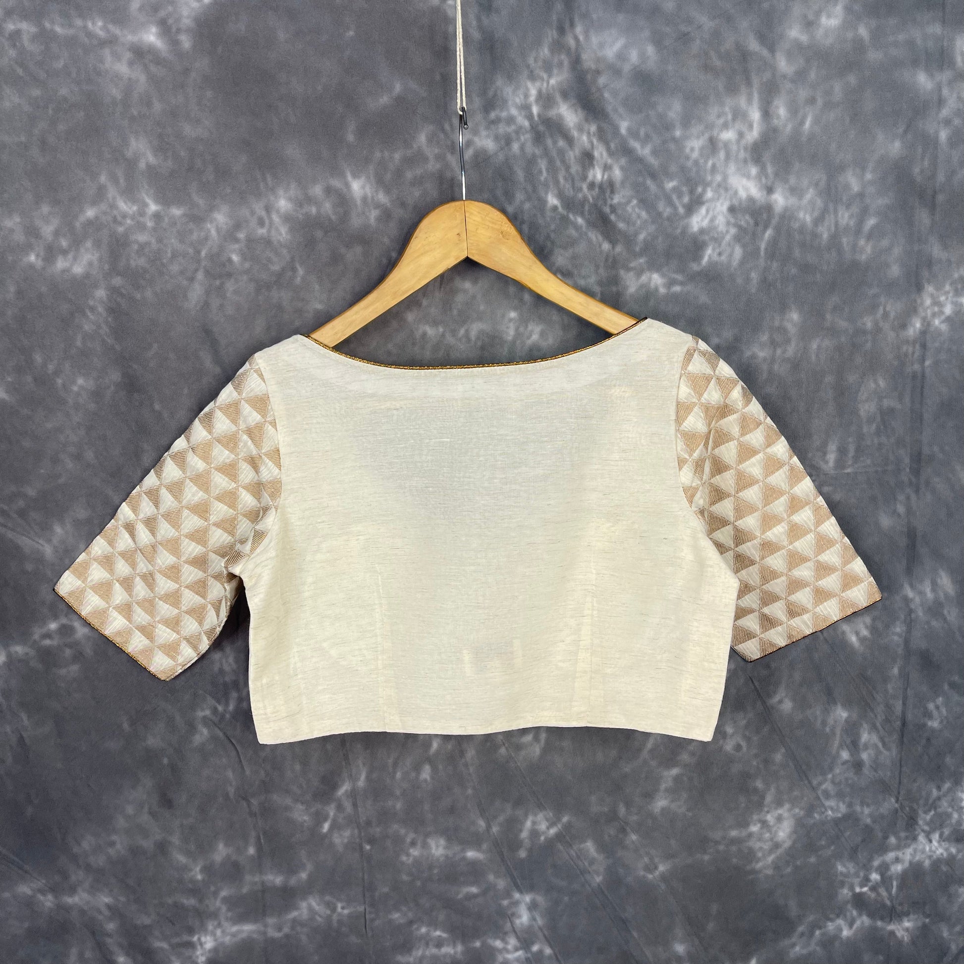 Barf Ki Saugat Cream Coloured Chanderi Cotton & Chanderi Broket Ready to Wear Blouse - kapda Tailor 
