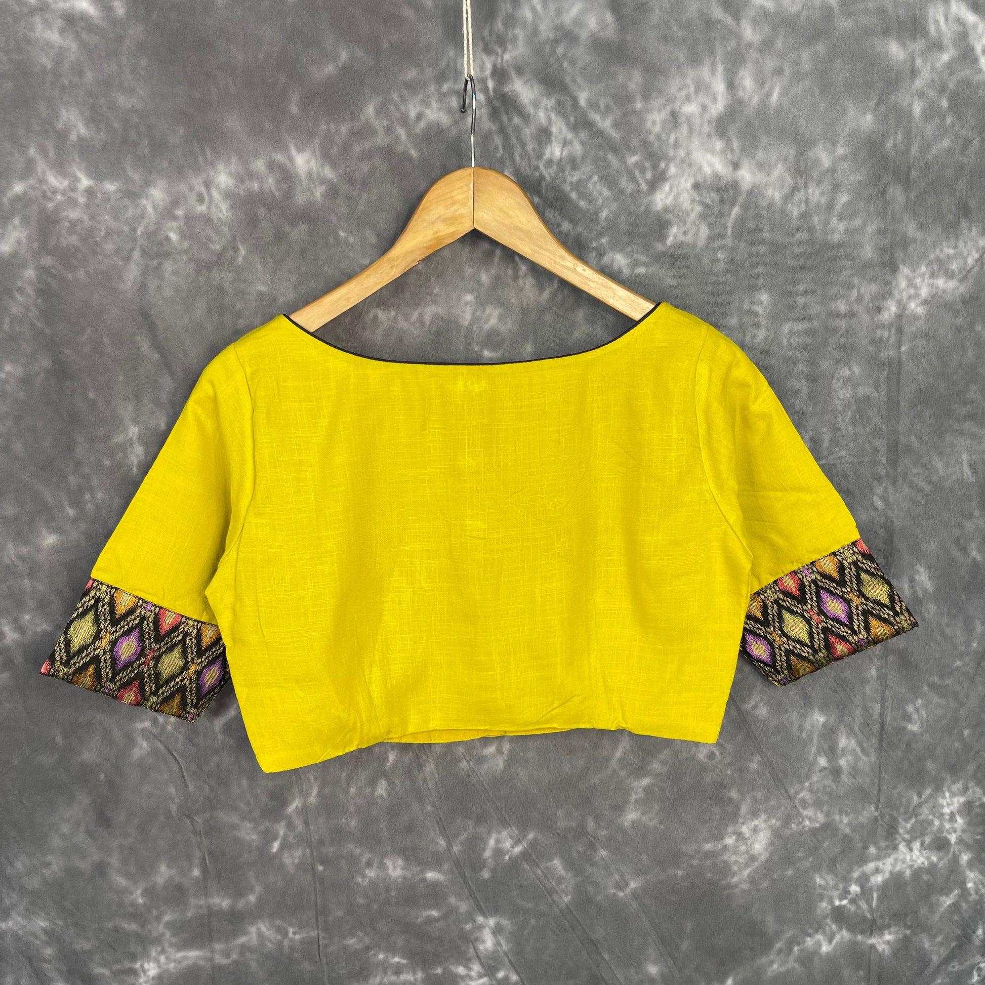 Kachha Nimboo Lemon Yellow Coloured Cotton /Jackard Ready to Wear Blouse - kapda Tailor 